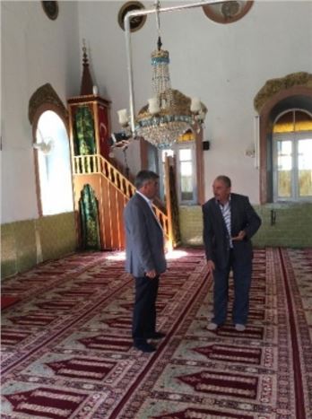 Güzelbahçe'de Camilere Bayram Hazırlığı