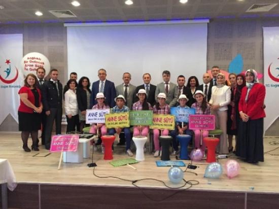 Balıkesir'de Emzirme Haftası'nda Darbukalı Gösteri