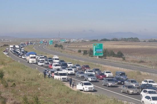 Tatilciler Tatil Yolunda Perişan Oldu