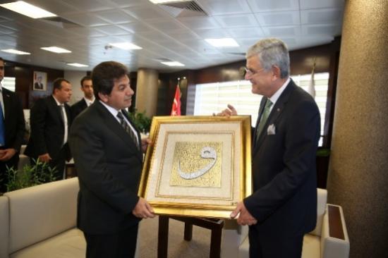 Ab Bakanı Volkan Bozkır Esenler'de