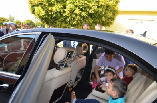 Valinin Yetiştirme Yurdu Ziyaretinde İlginç Diyaloglar Yaşandı