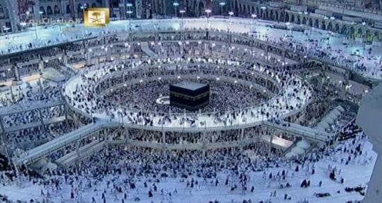 Kabe'de bayram namazı coşkusu!