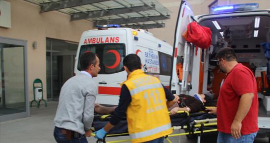 Otomobilin çarptığı kadın hastanelik oldu!