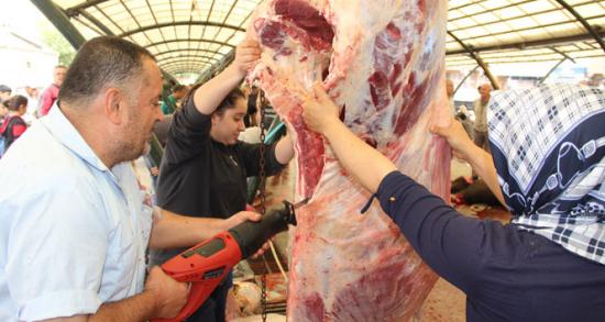 Manisa'da kurbanlar kesildi!
