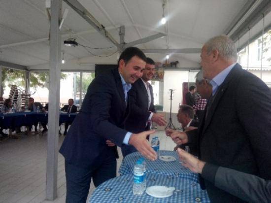 Hayraboluda Resmi Bayramlaşma Parkta Yapıldı