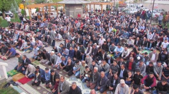 Siverek'te Kurban Bayramı Namazında Camiler Doldu