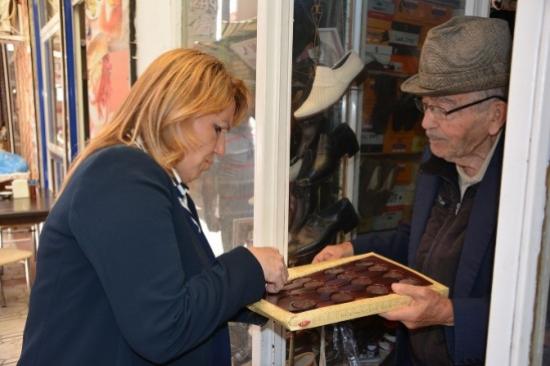 Başkan Sibel Uyar Urla Esnafıyla Bayramlaştı