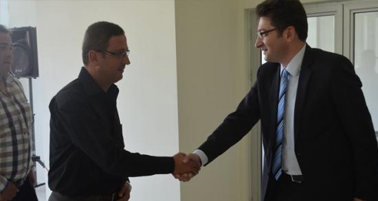 Kula'da protokol bayramlaştı!