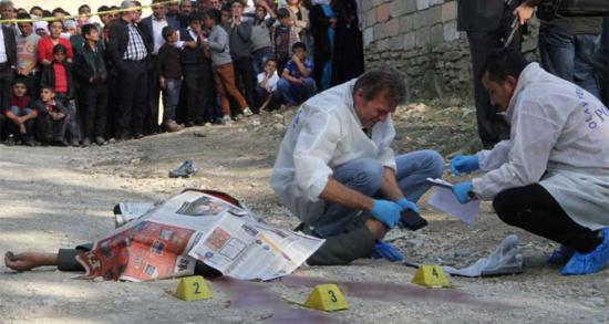 Sokak ortasında vurularak öldürüldü!