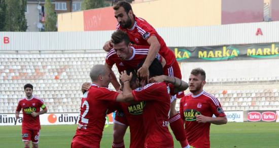 Sivas 1 attı, 3 aldı!