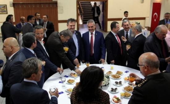 Karabük'te Protokol Bayramlaştı