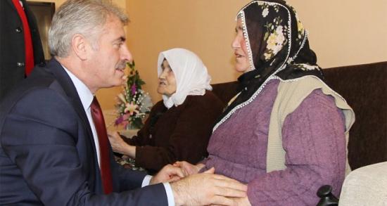 Bayburt'ta bayramlaşma geleneği!