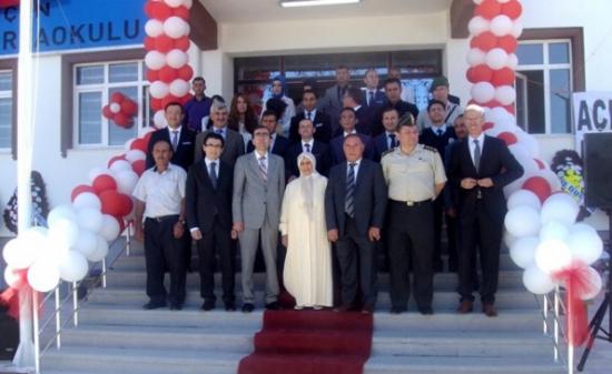 Çiçekli Köyü Fatma-ali İçten İlk Ve Orta Okulu Hizmete Açıldı