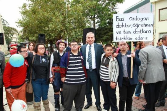 Başkan Zolan Down Sendromlu Çocuklarla Bir Araya Geldi