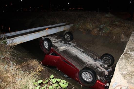 Erzincan'da Trafik Kazası: 2 Yaralı
