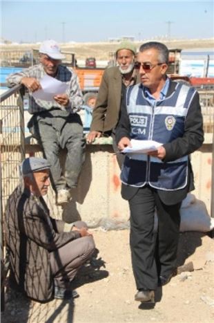 Kurban Pazarında Broşürlü Sahte Para Uyarısı