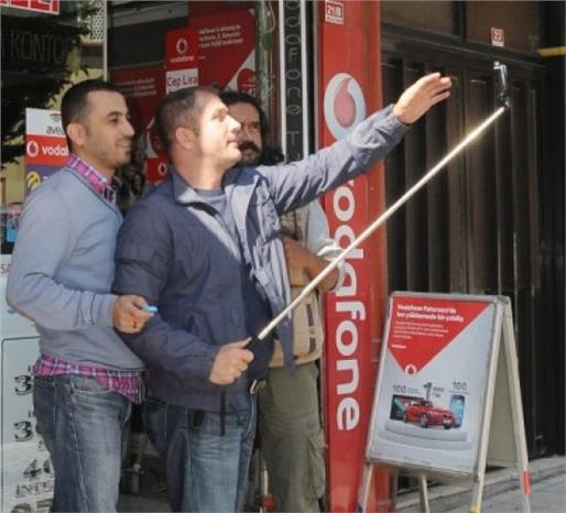 Selfie Çılgınlığı Sınır Tanımıyor