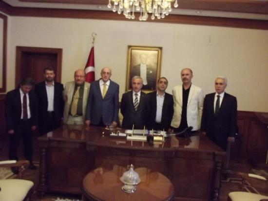 Medya Mensuplarından Vali Süleyman Kamçı'ya Hayırlı Olsun Ziyareti