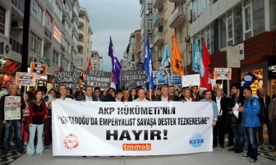 'askeri Tezkereye Hayır' Yürüyüşü