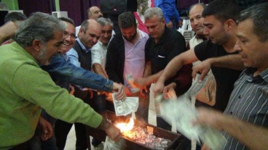 (özel Haber) Müzisyenlerden Mangallı Sahte Dolar Tepkisi