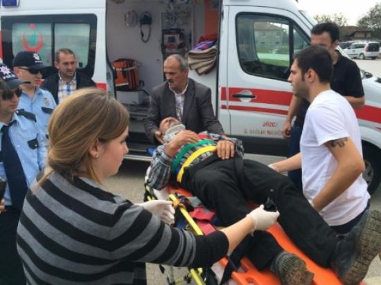 Düzce'de Trafik Kazası: 1 Yaralı