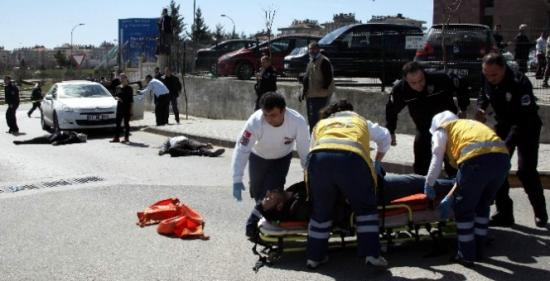 Adliye Önünde Öldürülen 5 Kişi İçin Şüphelilere Müebbet Hapis