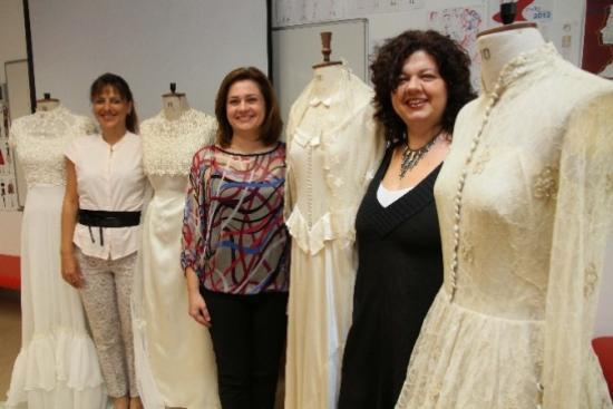 Gelinliklerin Sandıklarda Gizlenen Tarihi Ortaya Çıkıyor