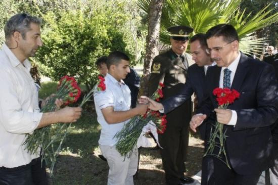 Vali Topaca Şehit Aileleri Ve Güvenlik Güçleriyle Bayramlaştı