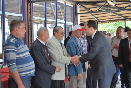 Pazarlar'da Bayramlaşma