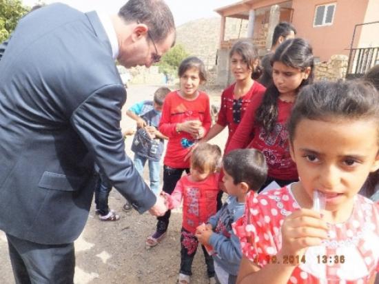 Kaymakam Çelik Bayramda Bilge Köyü Çocuklarını Unutmadı