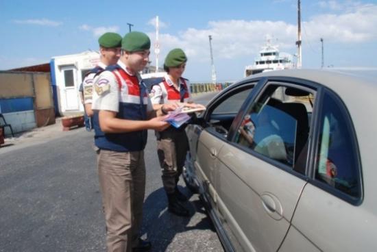Jandarma'dan Şeker Tadında Uygulama