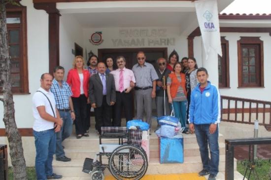 Gençler Engellileri Sevindirdi