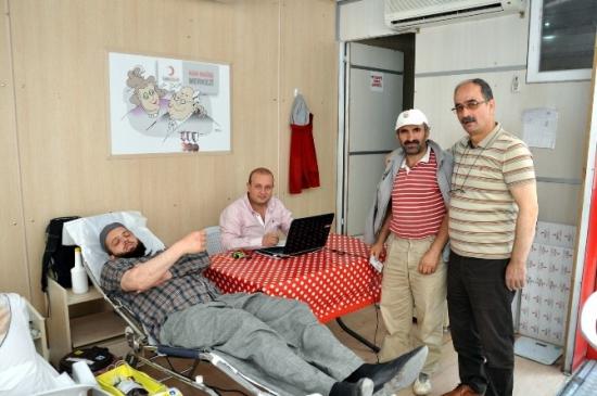 Evi Yanan Aileye Eşya Yardımı