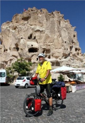 Almanya'dan İsrail'e Bisiklet Üzerinde Yolculuk