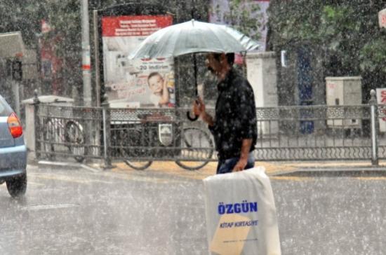 Yalova Sokakları Göle Döndü