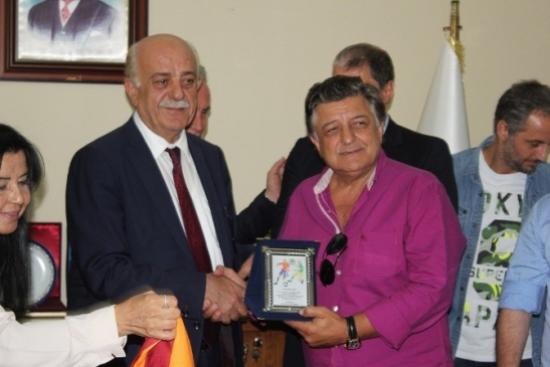 Başkan Dingil'den Yılmaz Vural'a Övgü