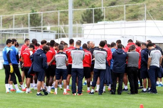 Trabzonspor Legia Warszawa Maçı Hazırlıklarına Başladı