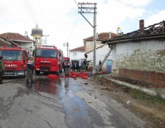 Köy Evinde Yangın