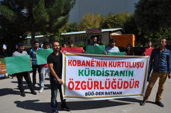 Üniversite Öğrencileri Işid'in Kobane Saldırılarını Protesto Etti