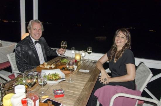 Avrupa Güzeli Erberk Ünlü Oyuncu Murat Onuk İle Yemekte Buluştu