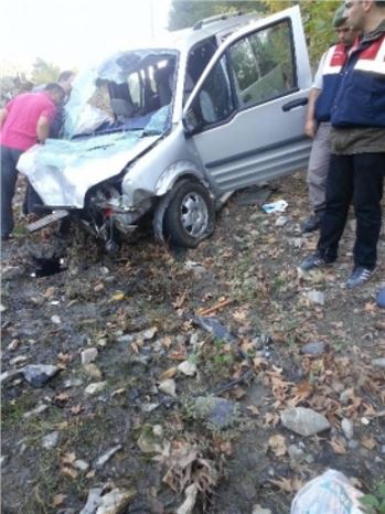 Adana'da Trafik Kazası: 2 Ölü 5 Yaralı