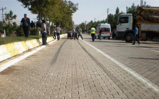 Otomobilin Çarptığı Yaşlı Kadın Hayatını Kaybetti