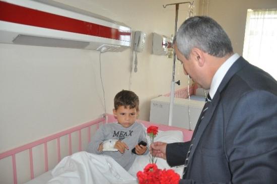 Başkan Baran Hastalara Moral Verdi