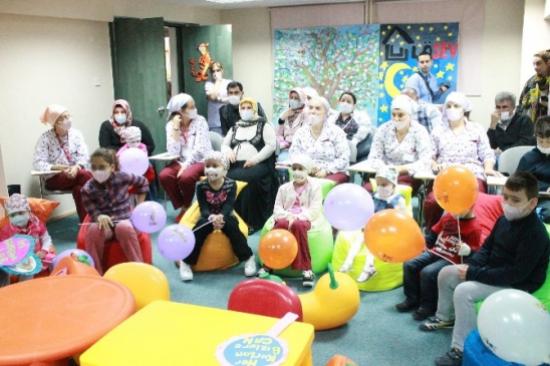 Lösev'de Bayram Eğlencesi