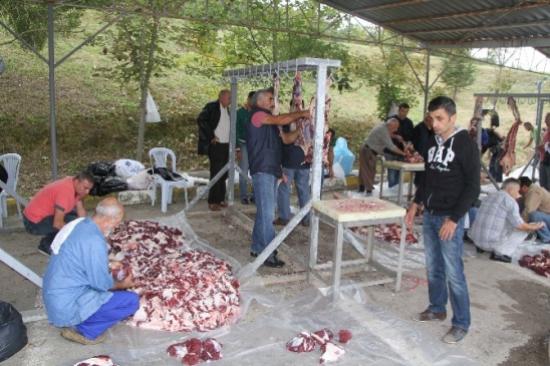 Kocaeli'de 9 Mezbahada Kurbanlar Kesildi