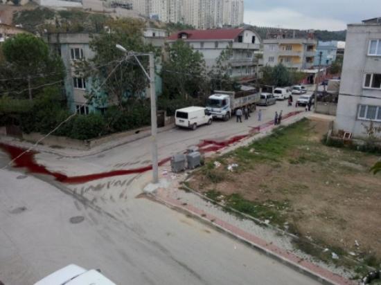 Sokaklar Kan Gölüne Döndü