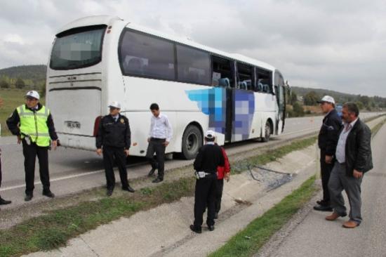 Samsun'da Yolcu Otobüsü Yoldan Çıktı: 3 Yaralı