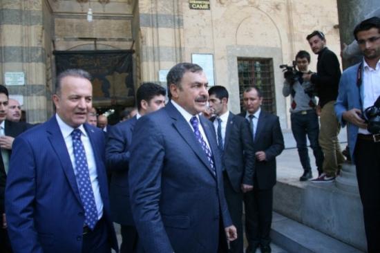 Bakan Eroğlu'ndan Vatandaşlara ''kurban Kesim'' Teşekkürü