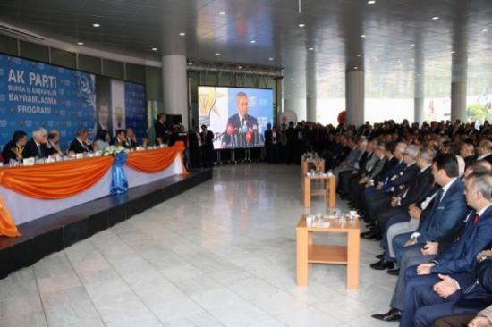 Ak Parti Osmangazi'den Bayramlaşma Etkinliği