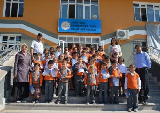 Thk'dan Öğrencilere Kırtasiye Yardımı